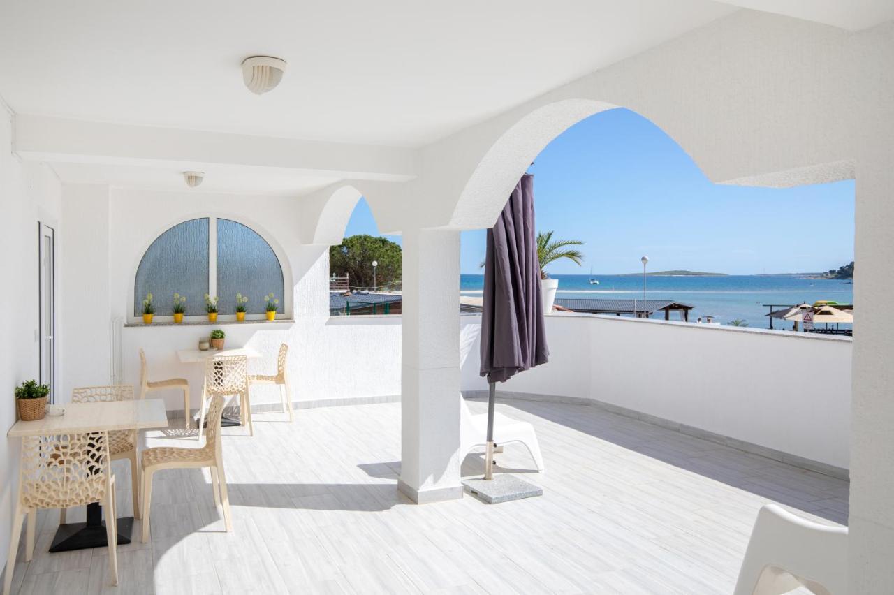 Apartments And Rooms Jakic Medulin Exterior photo