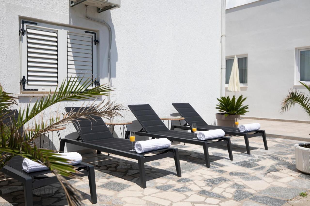 Apartments And Rooms Jakic Medulin Exterior photo